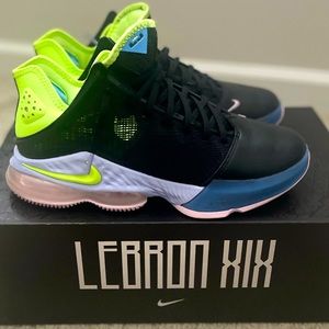 Nike LeBron 19 Low Black Ghost Green Pink Lime Basketball Men